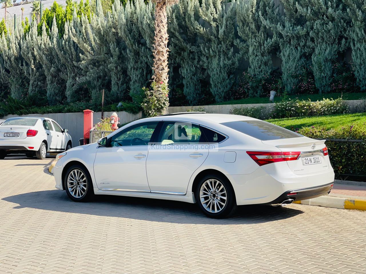 Toyota Avalon 2016