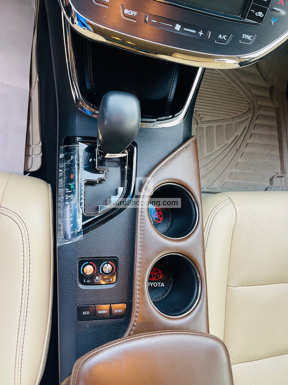 Toyota Avalon 2016