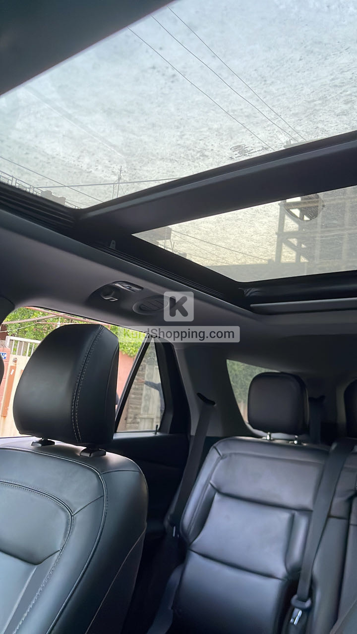 Ford Explorer 2024