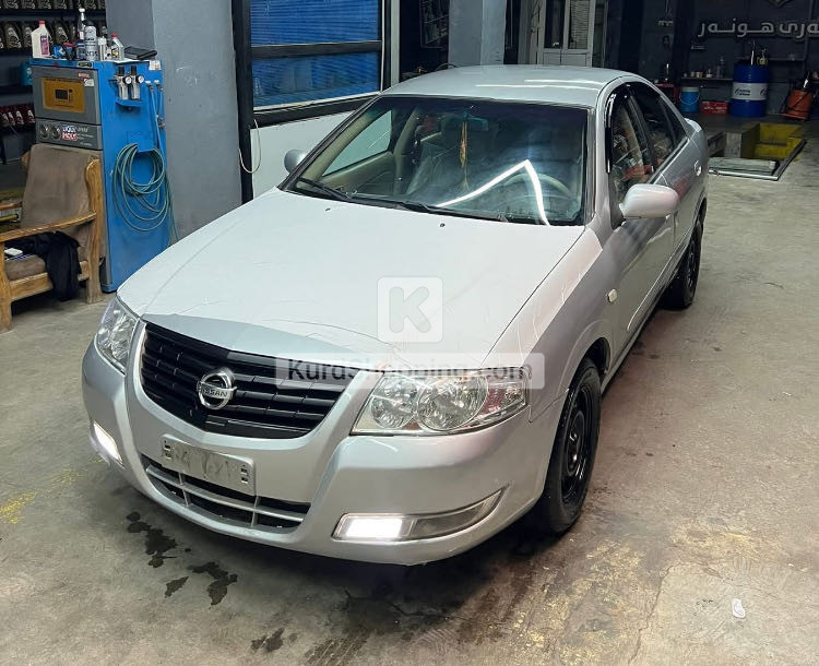 Nissan Sunny 2011