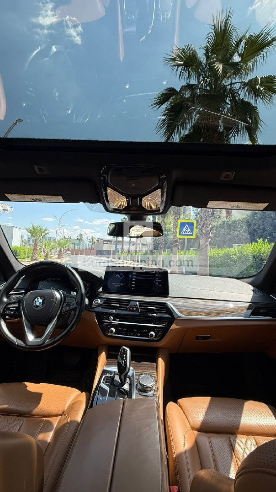 BMW 5 Series 2021