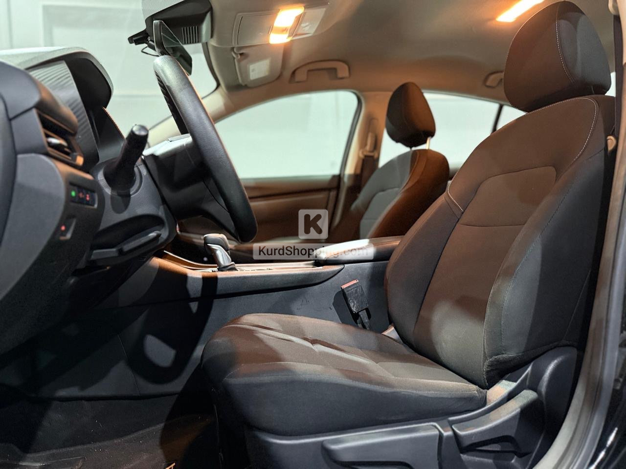 Nissan Sentra 2024
