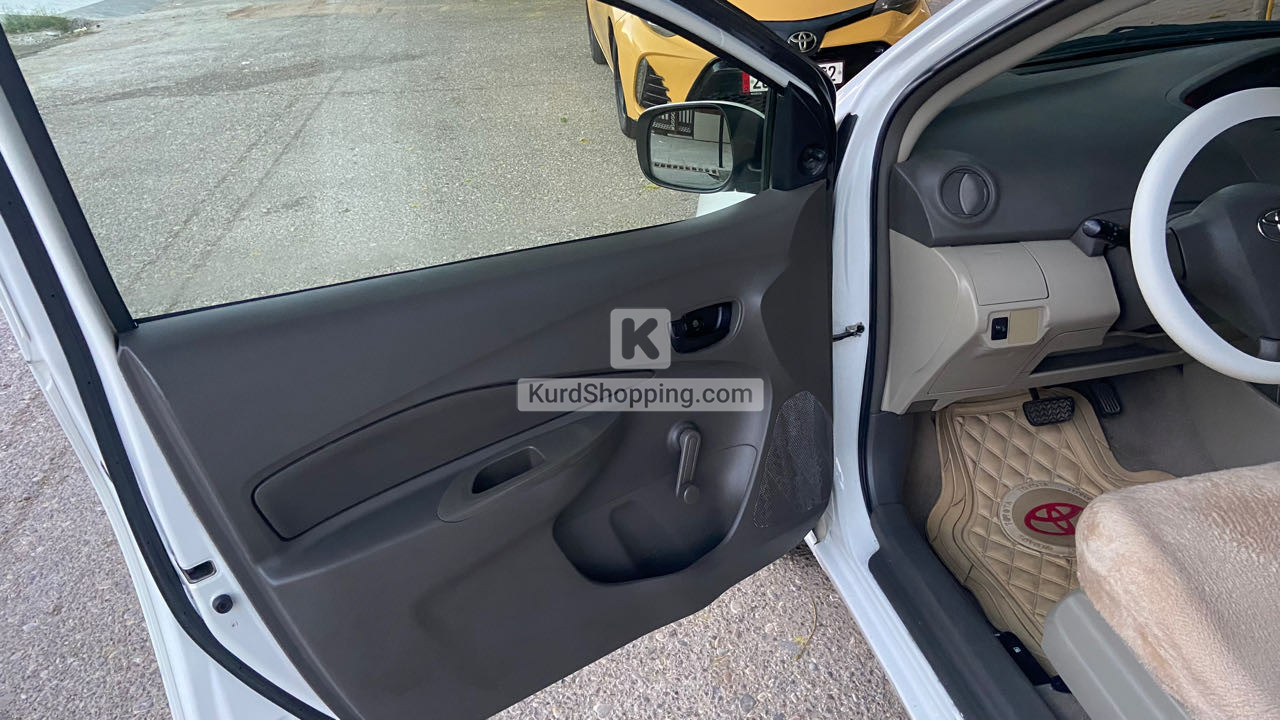 Toyota Yaris 2013