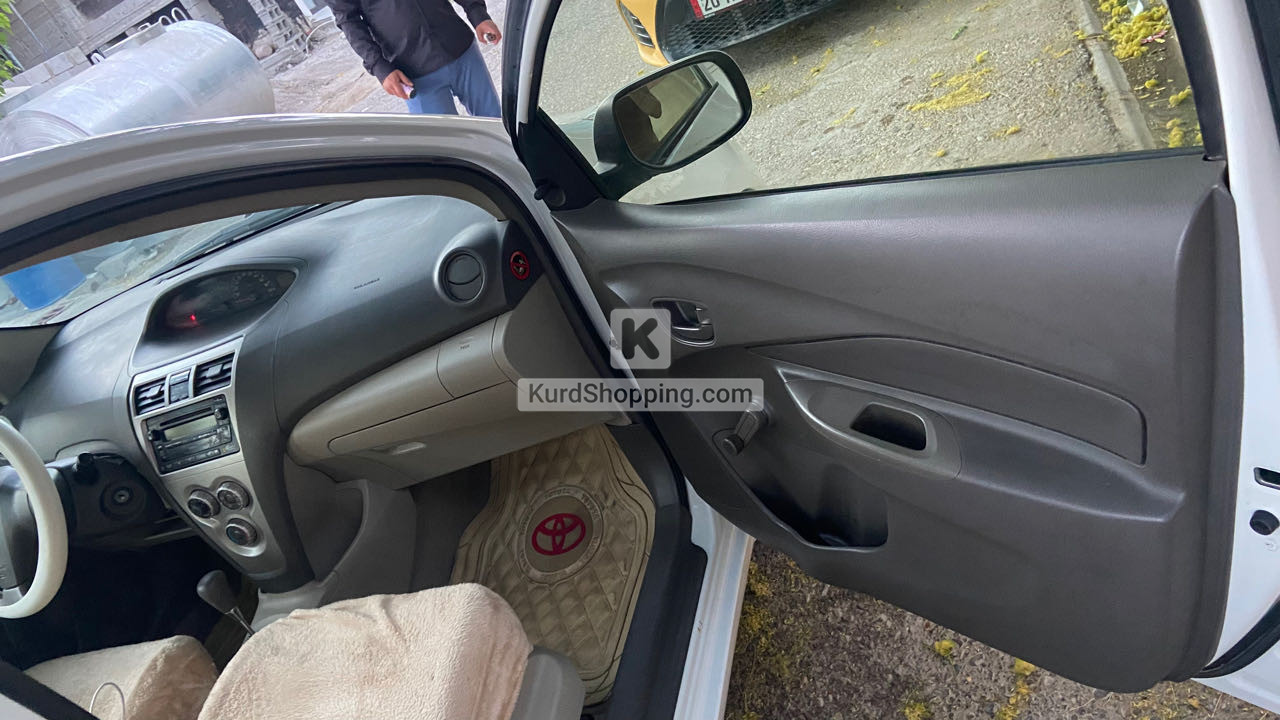 Toyota Yaris 2013