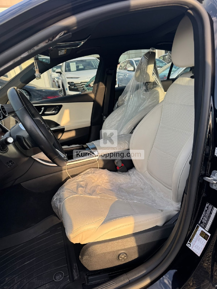 Mercedes Benz C-Class 2025