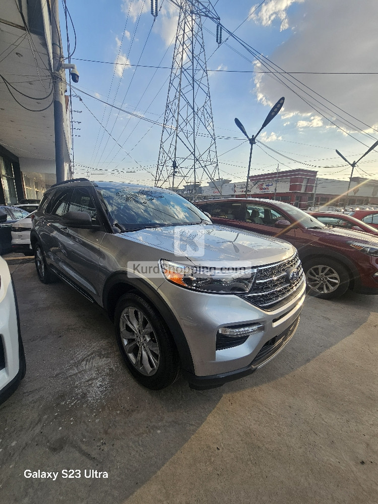 Ford Explorer 2024