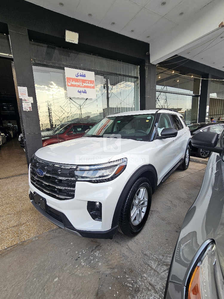 Ford Explorer 2025