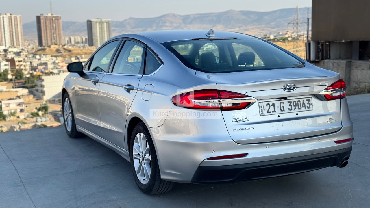 Ford Fusion 2020