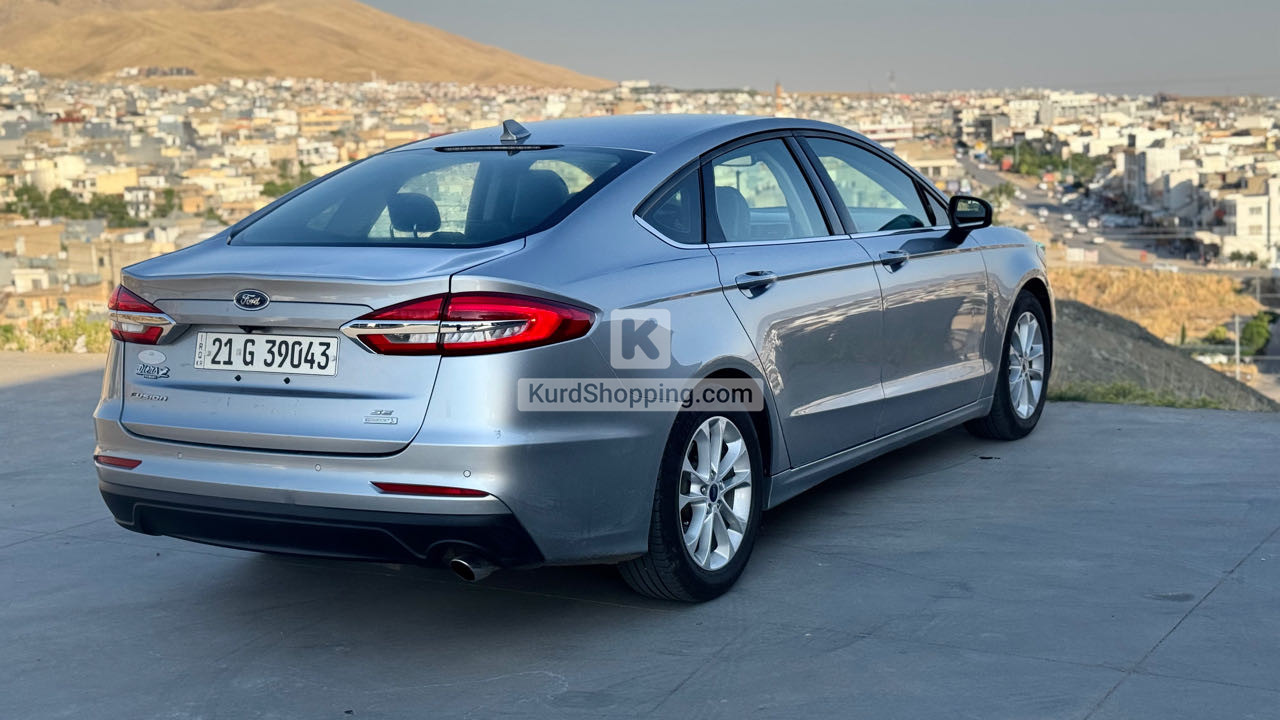 Ford Fusion 2020