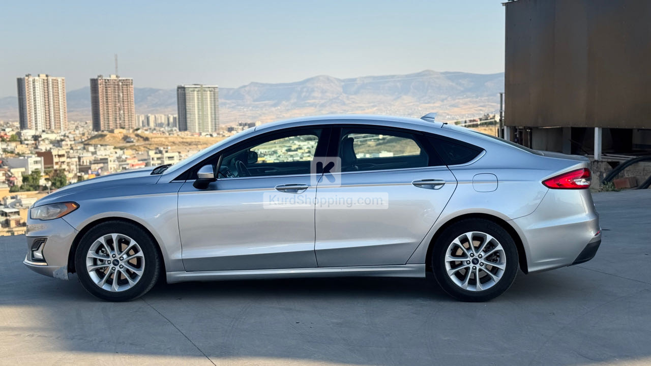 Ford Fusion 2020