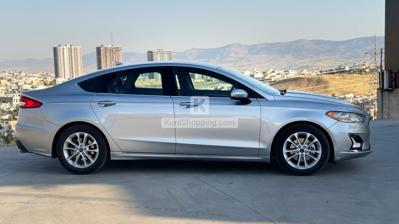 Ford Fusion 2020
