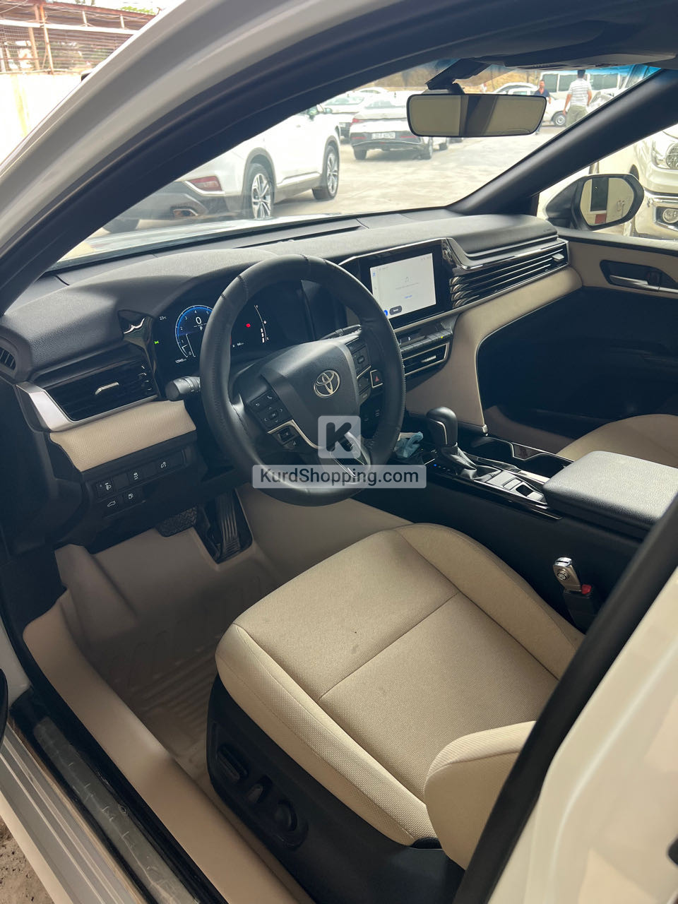 Toyota Camry 2025