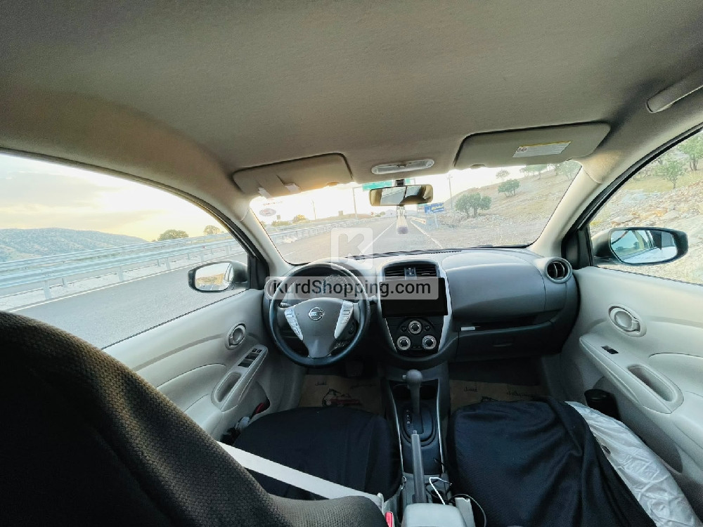 Nissan Sunny 2025