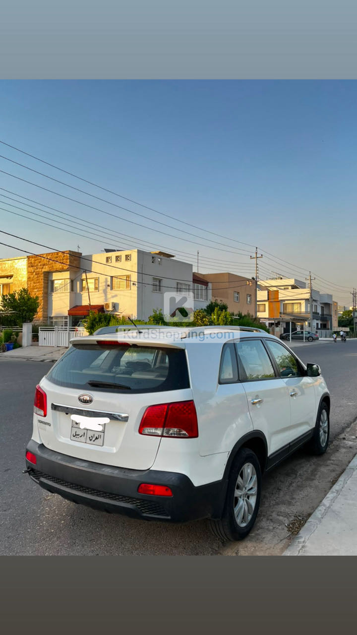 کیا سۆرینتۆ خلیجی ٢٠١١ بەسمە ناوزەرد گێڕ و مەکینە بەشەرت