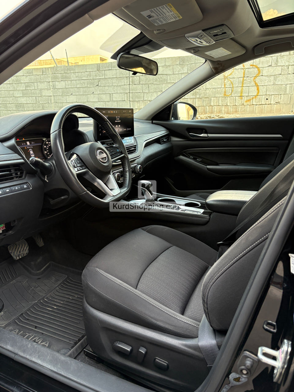 Nissan Altima 2023