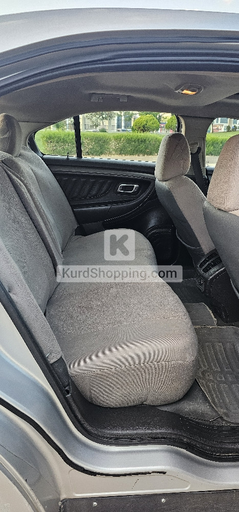 Ford Taurus 2012