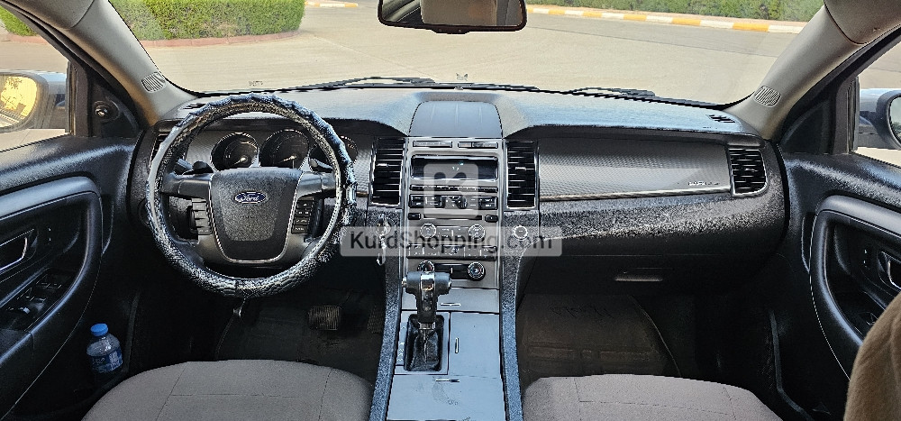 Ford Taurus 2012