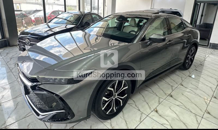 Toyota Crown 2023