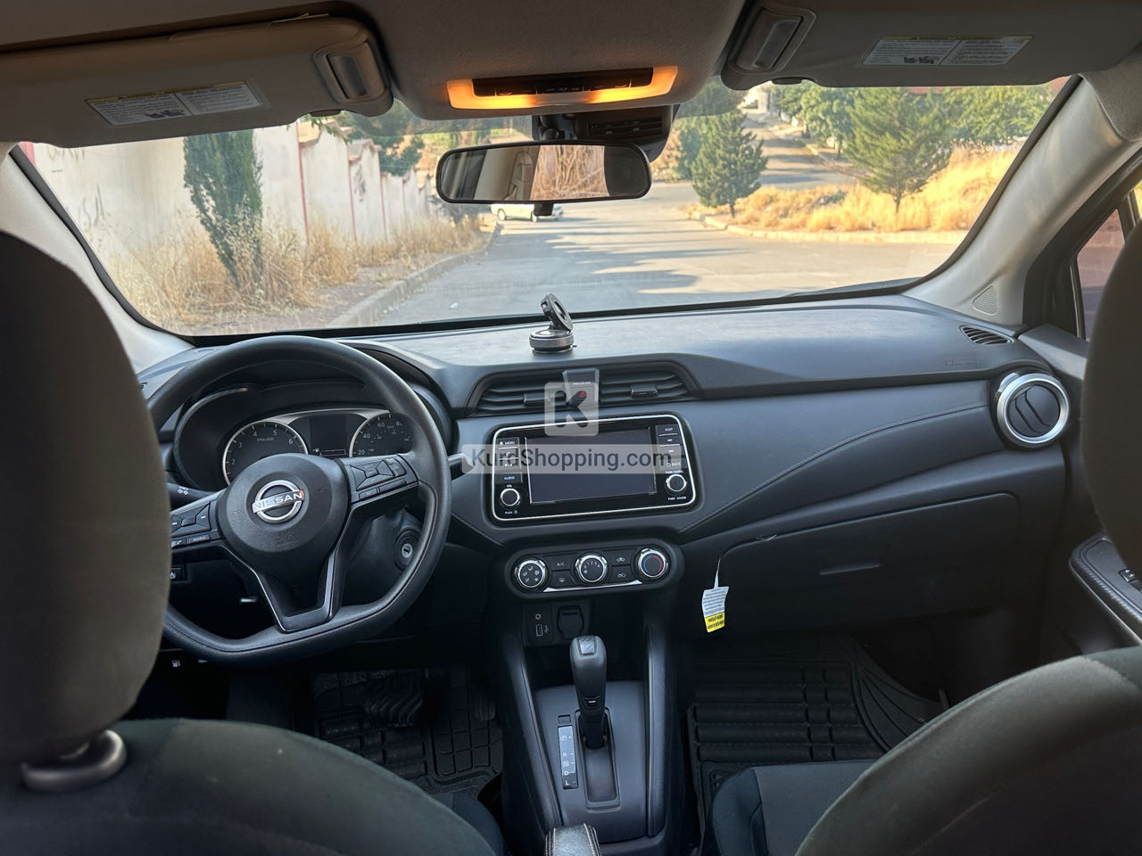 Nissan Versa 2024