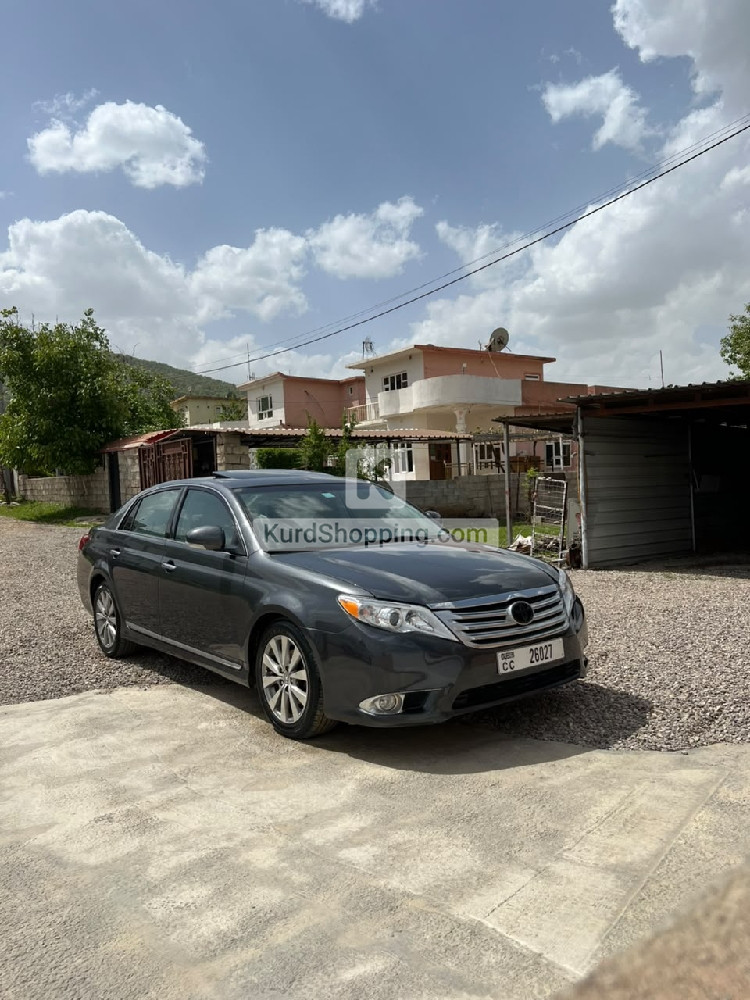 Toyota Avalon 2011