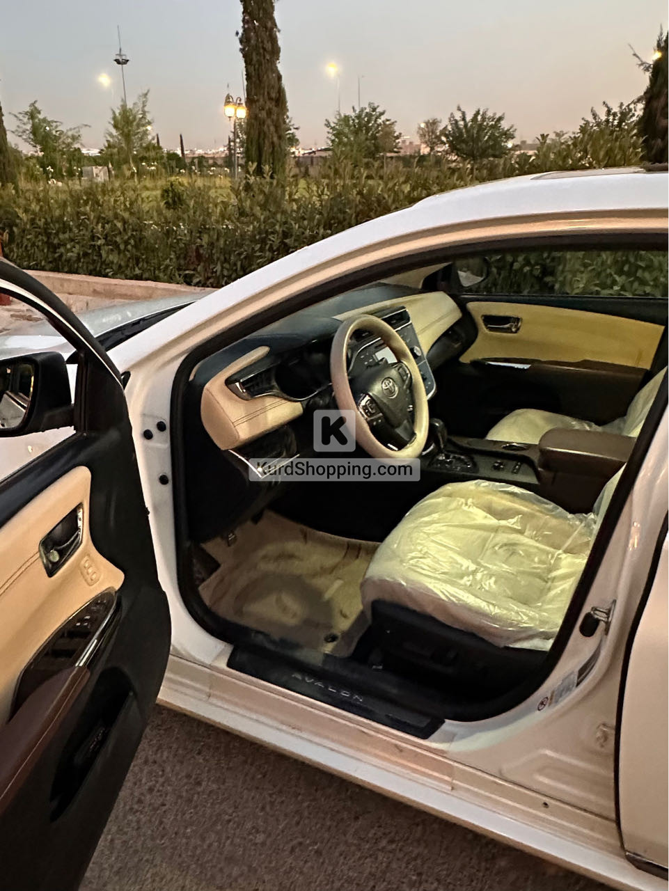 Toyota Avalon 2016