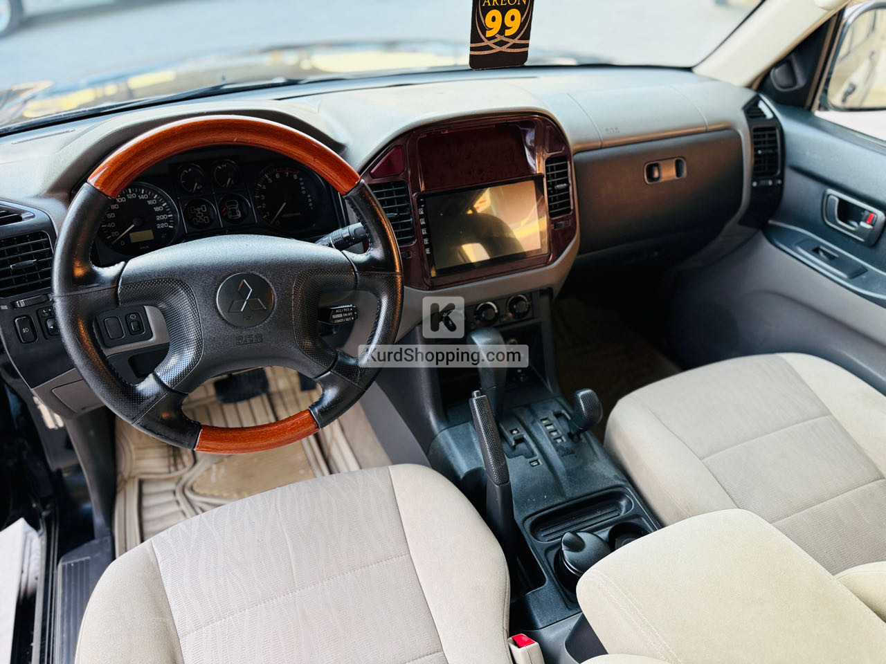 Mitsubishi Pajero 2005