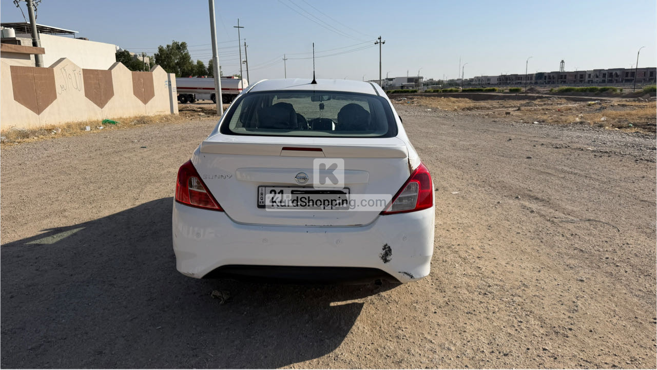 Nissan Sunny 2021