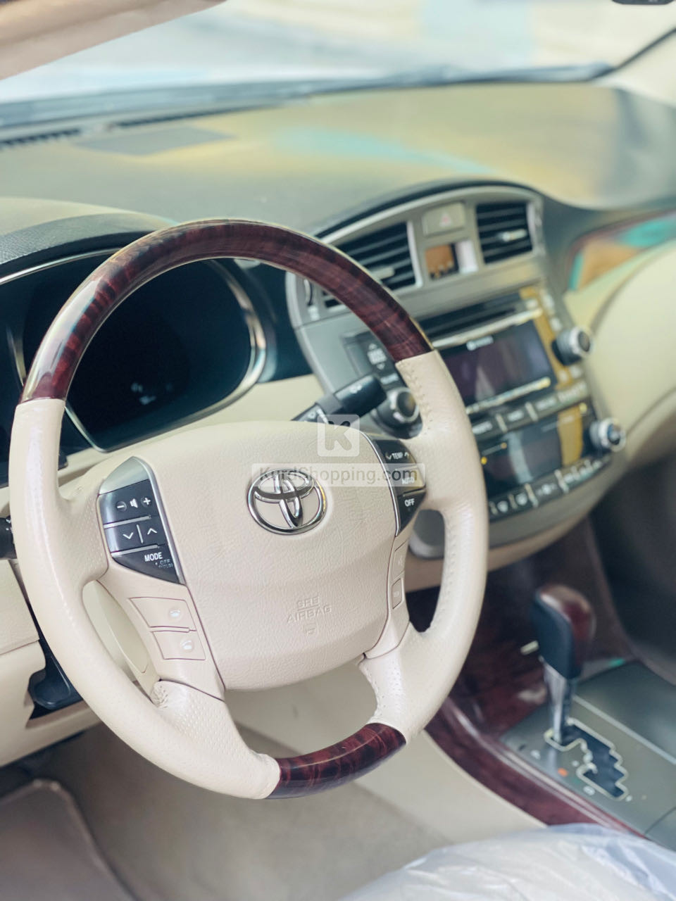 Toyota Avalon 2012
