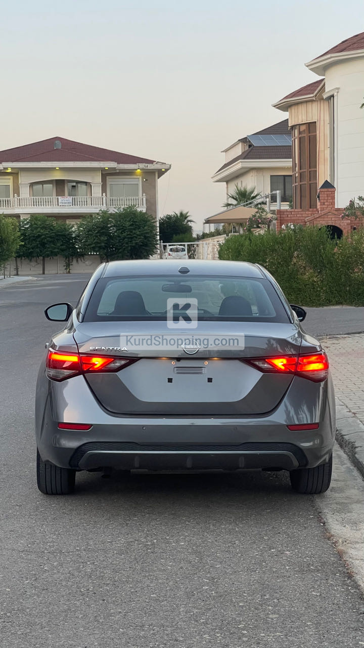 Nissan Sentra 2025