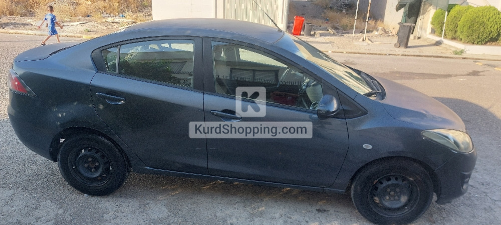 Mazda 2 2011