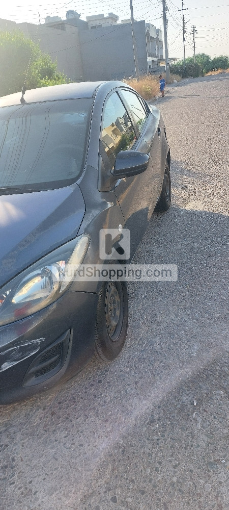 Mazda 2 2011