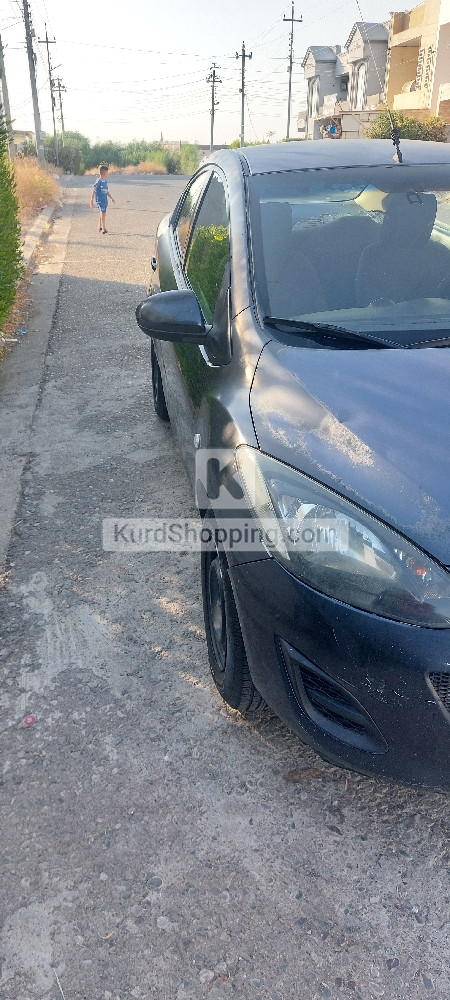 Mazda 2 2011