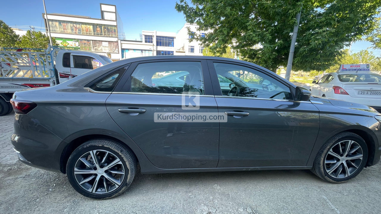 Geely Emgrand 2025
