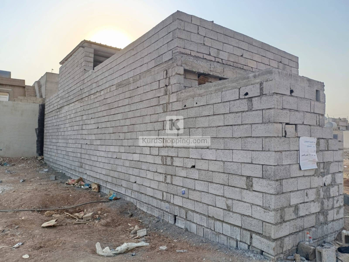 هەیکەل 100 مەتر بۆ فرۆشتن