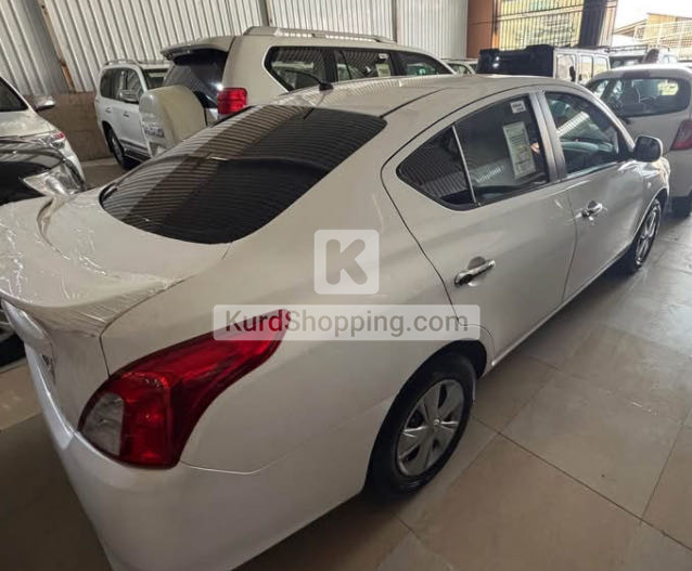 Nissan Sunny 2016