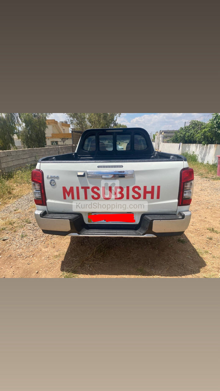 Mitsubishi L200 2023