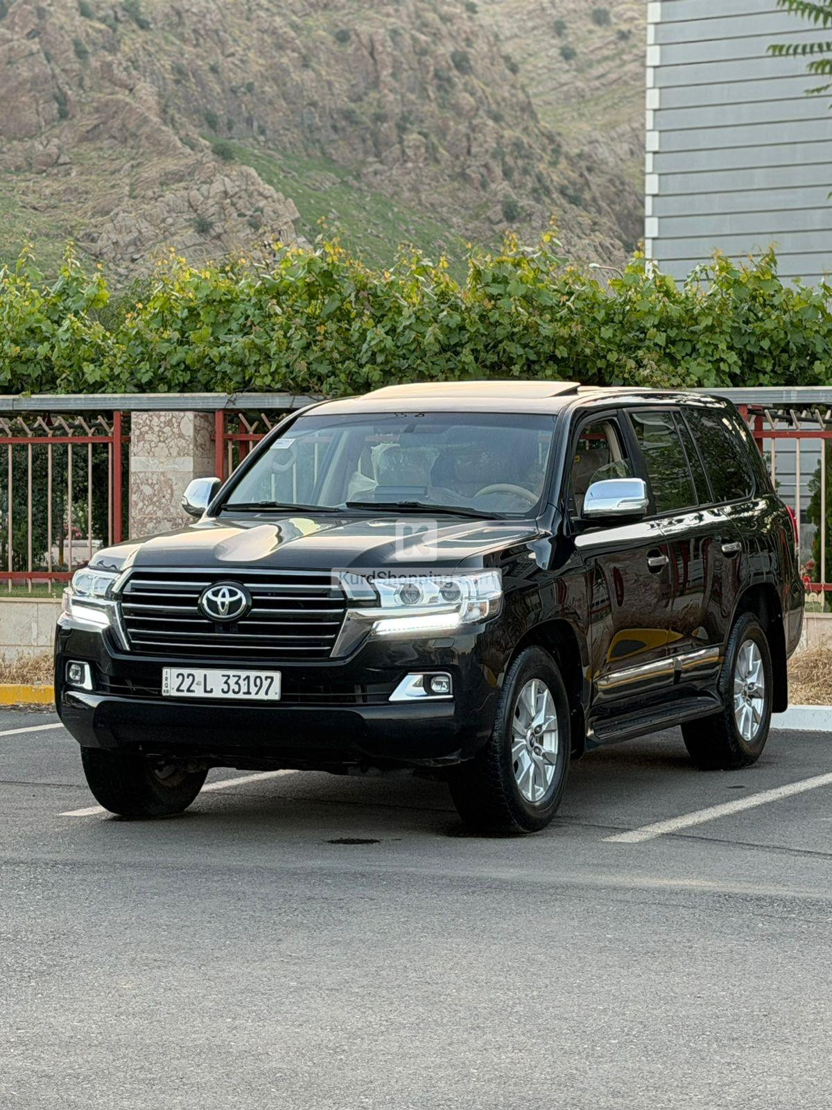 Toyota Landcruiser 2012 GX.R V8 Clean