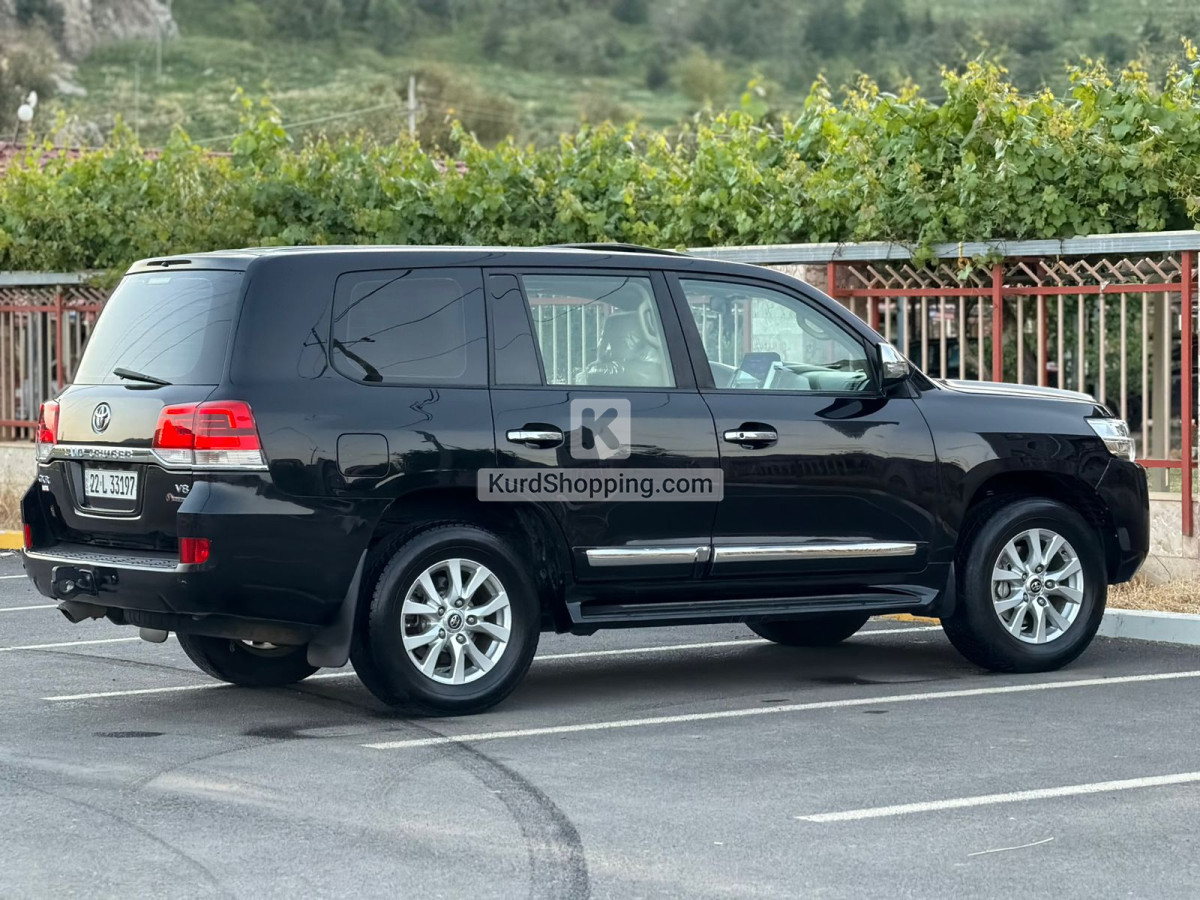 Toyota Landcruiser 2012 GX.R V8 Clean