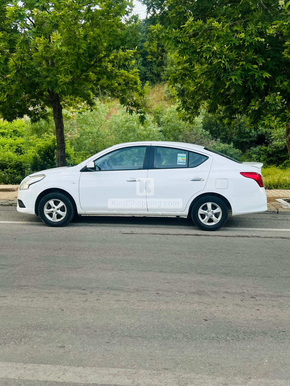 Nissan Sunny 2020