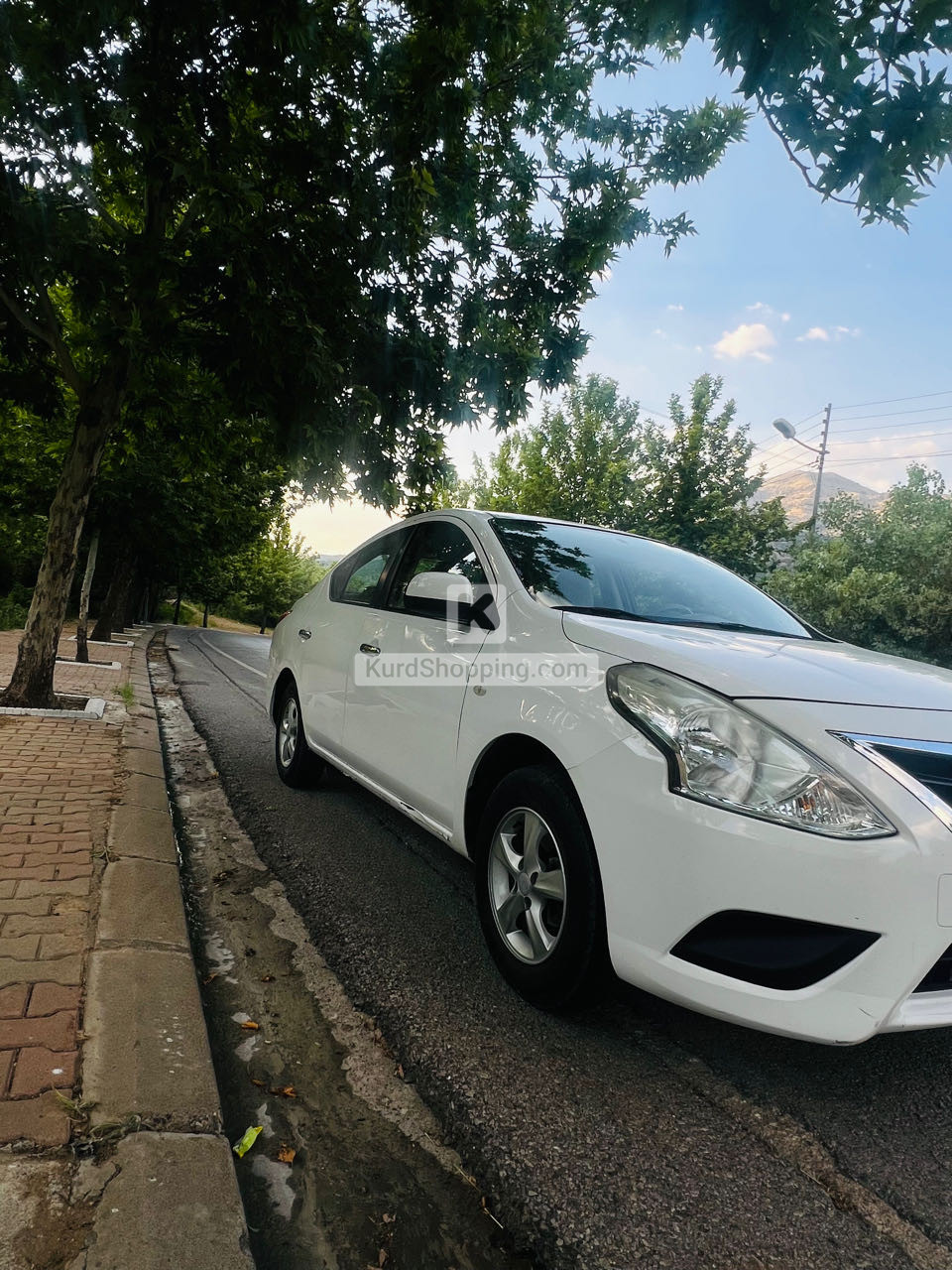 Nissan Sunny 2020