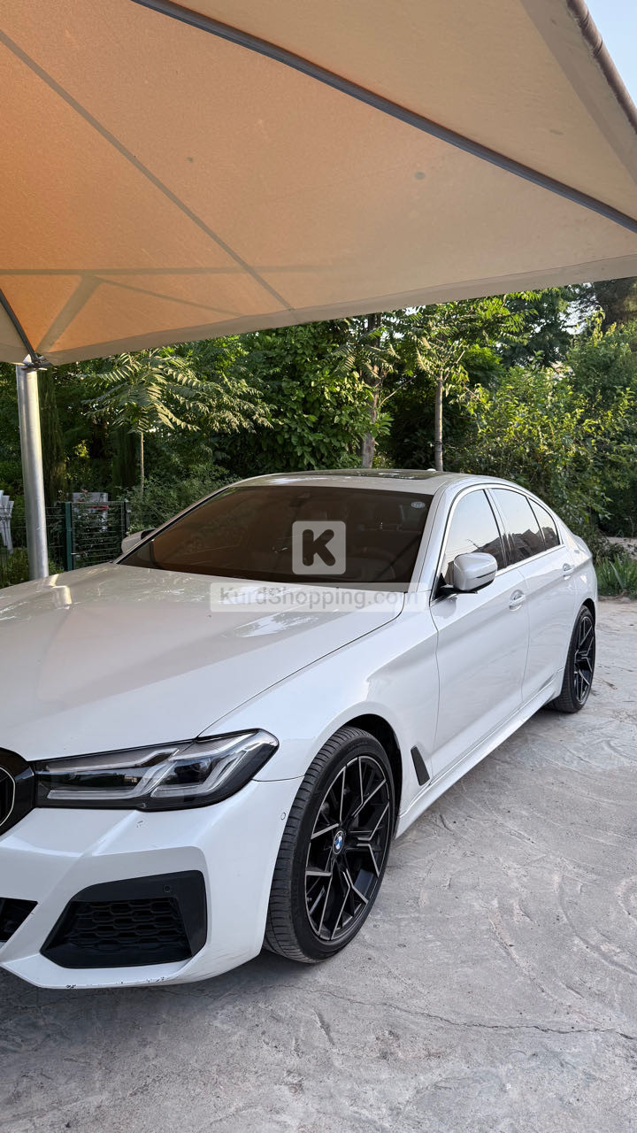 BMW 5 Series 2021