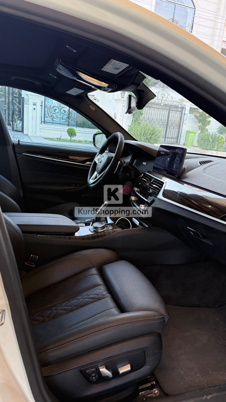 BMW 5 Series 2021