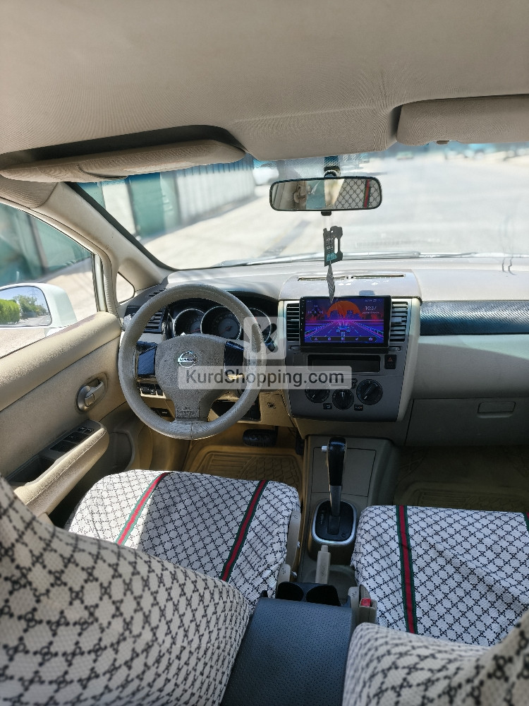 Nissan Tiida 2007