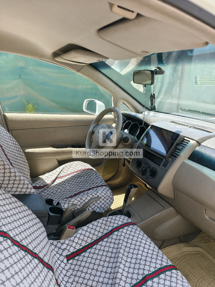 Nissan Tiida 2007