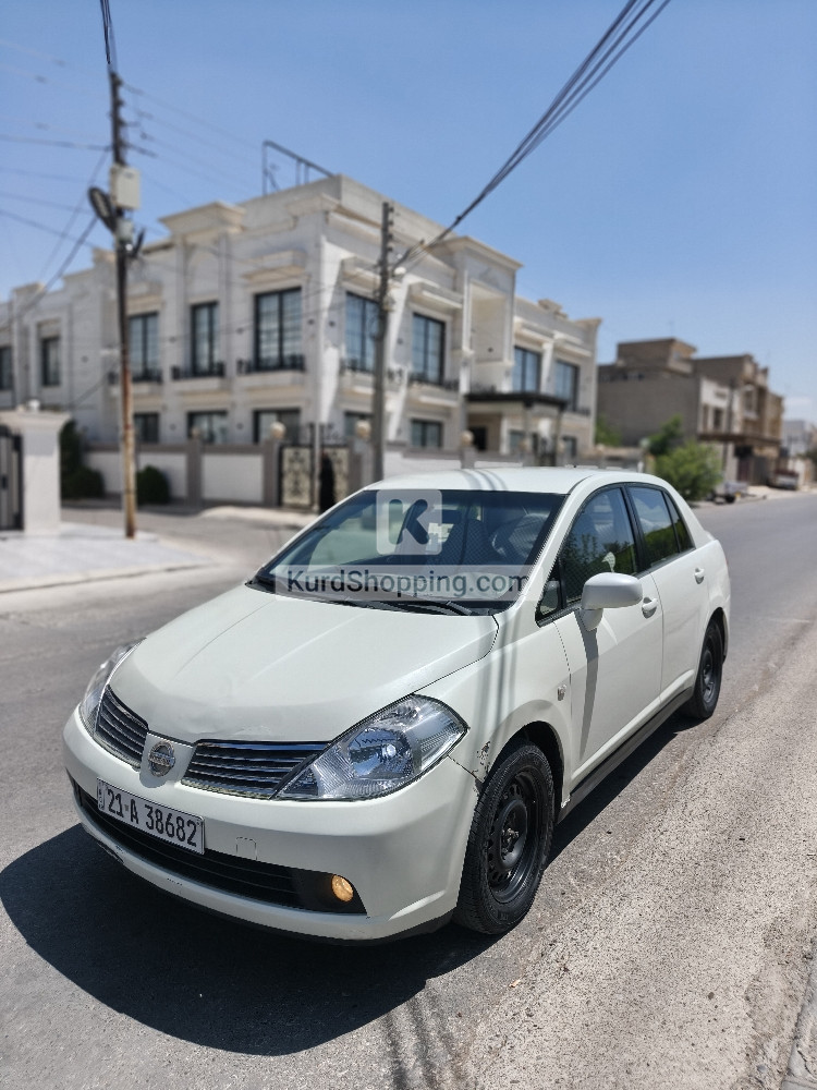 Nissan Tiida 2007