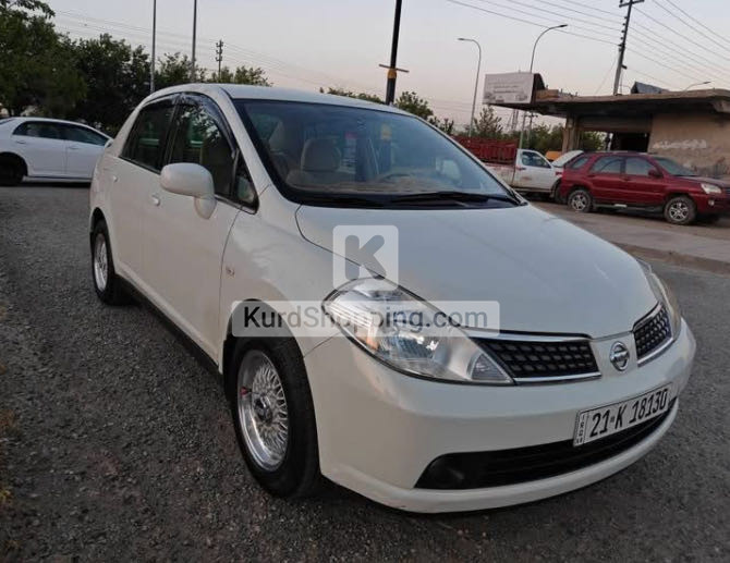 Nissan Tiida 2008