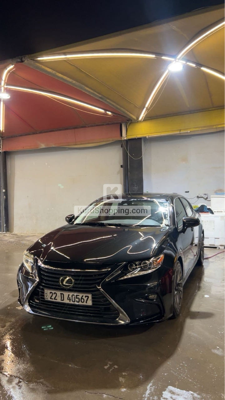 LEXUS