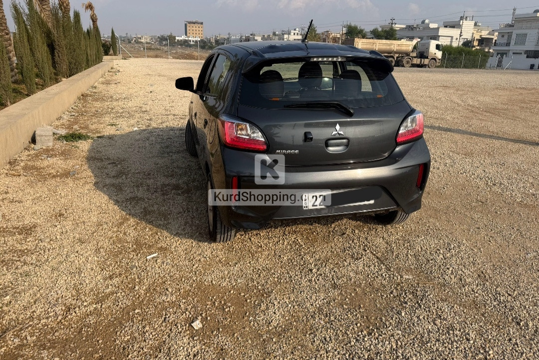 Mitsubishi Mirage 2024