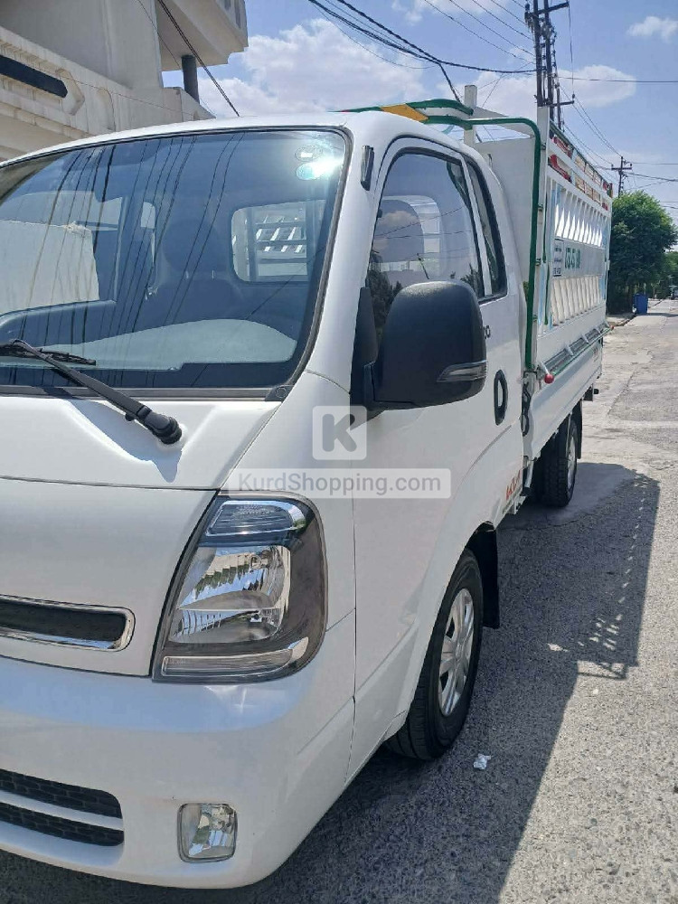 KIA K2700 2024
