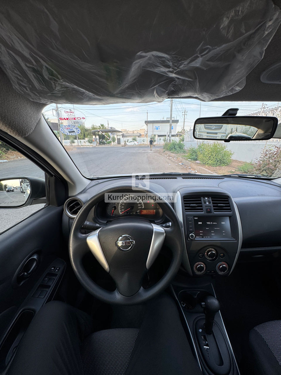 Nissan Sunny 2023